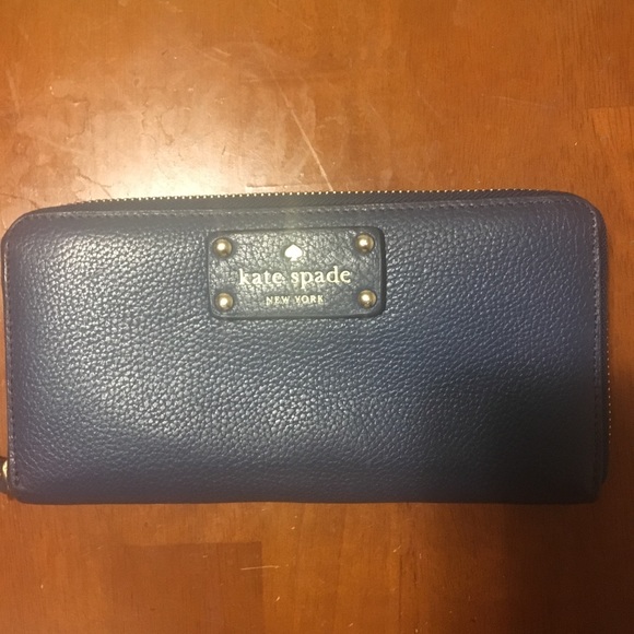 kate spade Handbags - Kate spade Navy Blue Wallet Zip Around